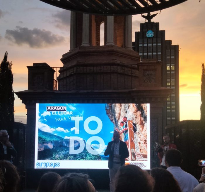 “Aragón, el lugar para vivirlo todo”, la campaña pone el foco en un concepto que cada vez cobra más fuerza en el sector: el turismo