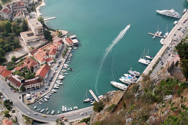 El turismo en Montenegro se posiciona como una experiencia que conjuga historia, lujo, naturaleza y sostenibilidad