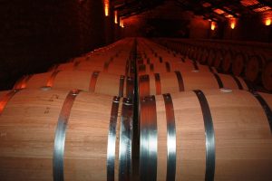 Aunque tradicionalmente agrícola, La Rioja cuenta hoy con un pujante sector industrial (especialmente en Logroño y su cinturón) y un sector servicios en auge